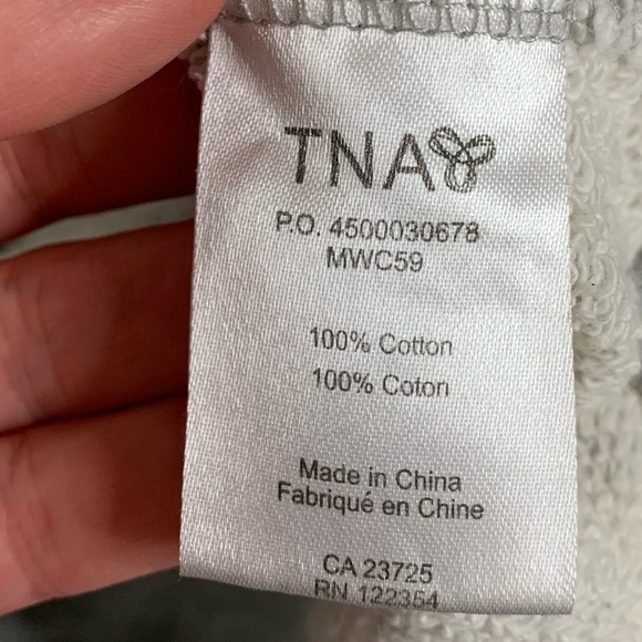 Aritzia TNA Clifton Sweatshirt Cowl Neck Sweater Y2k Hoodie Gray Size XS - Picture 13 of 16